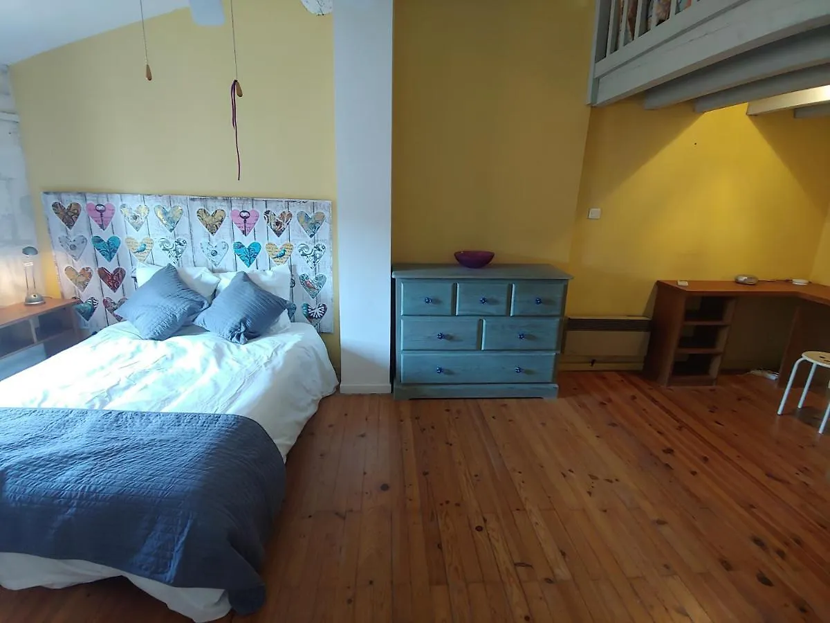 Vakantiehuis Charmante Maison Arlesienne A L'Ombre Des Arenes, De 2 A 5P