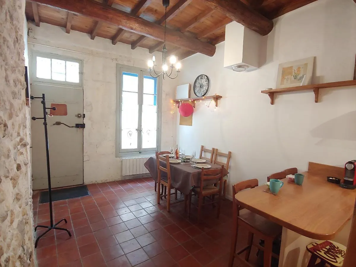 Charmante Maison Arlesienne A L'Ombre Des Arenes, De 2 A 5P 0*, Arles France