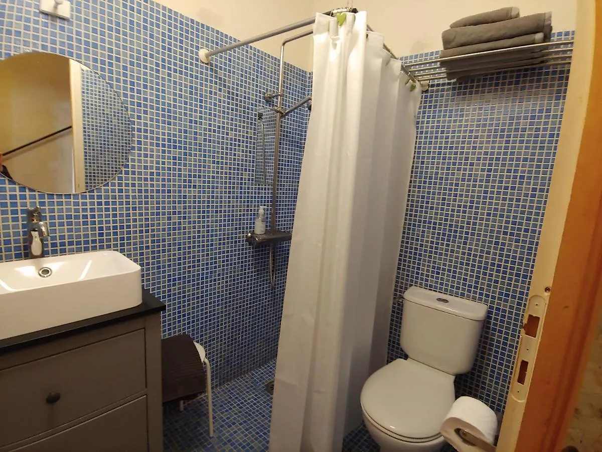 Charmante Maison Arlesienne A L'Ombre Des Arenes, De 2 A 5P Holiday home